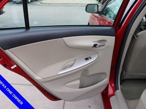 Used 2013 Toyota Corolla LE image 24