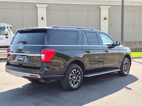 Used 2022 Ford Expedition Max XLT AWD/4WD image 5