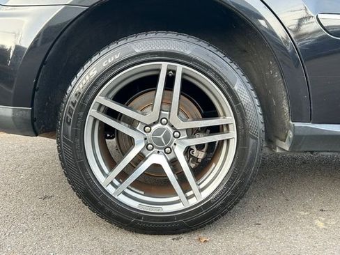 Used 2010 Mercedes-Benz ML 350 BlueTEC 4MATIC image 11