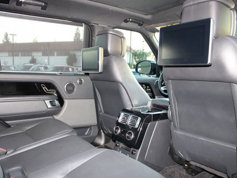 Used 2021 Land Rover Range Rover P525 Westminster Edition LWB image 21