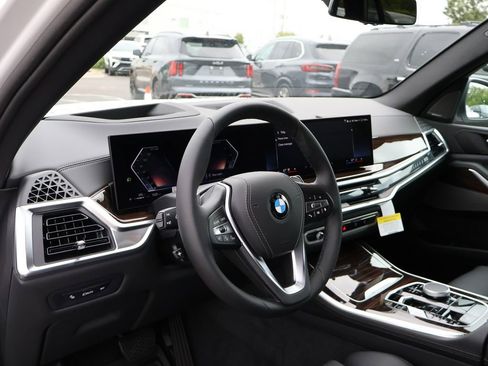 New 2026 BMW X5 xDrive40i AWD/4WD image 17