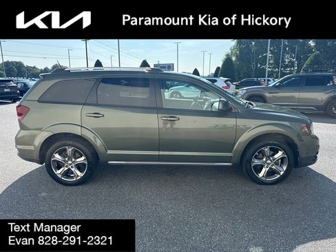 Used 2016 Dodge Journey Crossroad FWD image 8