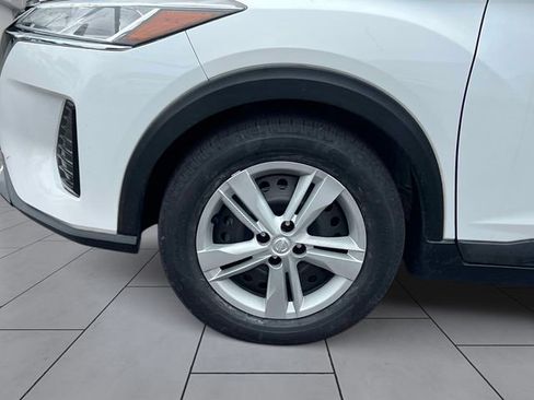 Used 2022 Nissan Kicks S FWD image 11