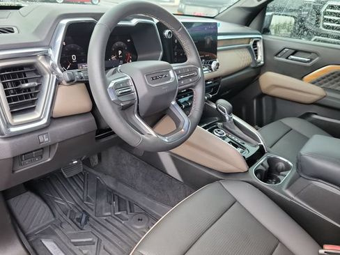 Used 2026 GMC Canyon Denali w/ LPO, Denali Black Edition AWD/4WD image 6
