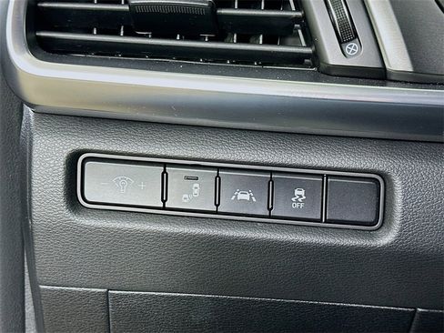 Used 2022 Kia Telluride S image 22