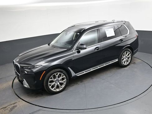 Used 2025 BMW X7 xDrive40i image 28