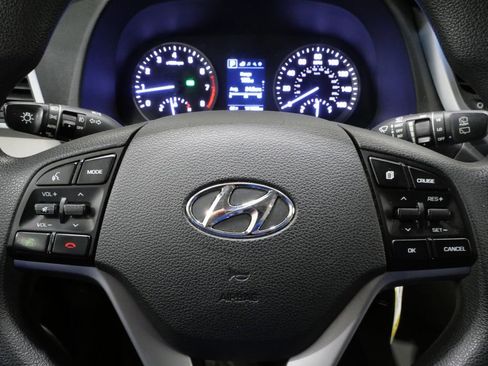 Used 2017 Hyundai Tucson SE image 16