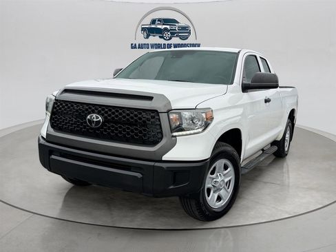 Used 2018 Toyota Tundra SR image 1