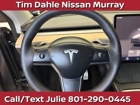 Used 2023 Tesla Model Y Performance AWD/4WD image 25