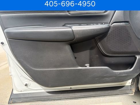 Used 2020 Honda CR-V Touring image 12