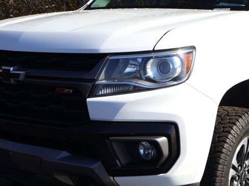 Used 2021 Chevrolet Colorado Z71 image 3