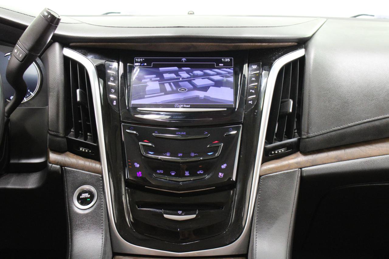Used 2019 Cadillac Escalade ESV Luxury RWD image 59