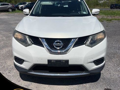 Used 2014 Nissan Rogue S AWD/4WD image 2