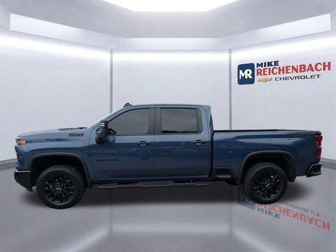 Used 2025 Chevrolet Silverado 2500 Custom w/ Custom Convenience Package AWD/4WD image 7