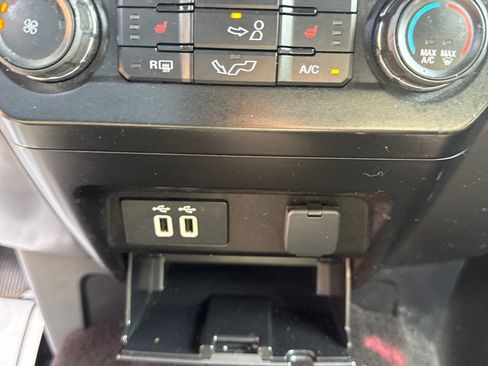 Used 2016 Ford F150 XLT w/ Equipment Group 302A Luxury RWD image 14