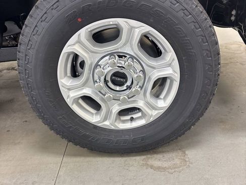 New 2026 Ford F350 XLT w/ XLT Premium Package AWD/4WD image 37