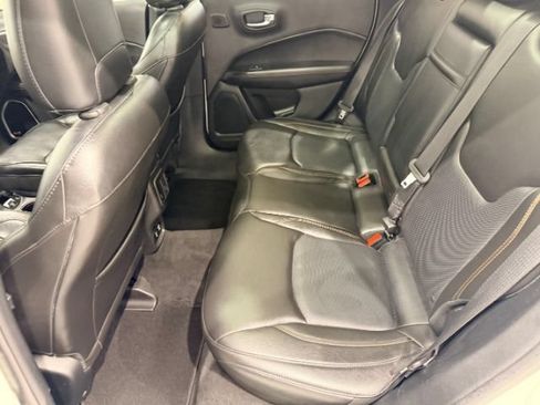 Used 2018 Jeep Compass Limited w/ Navigation Group AWD/4WD image 25
