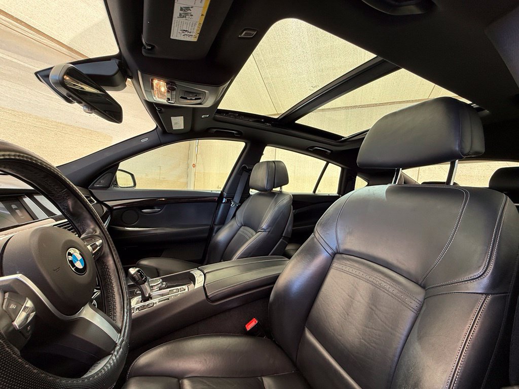Used 2017 BMW 535i Gran Turismo RWD image 15