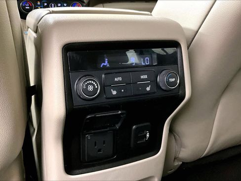 Used 2019 GMC Acadia Denali image 58