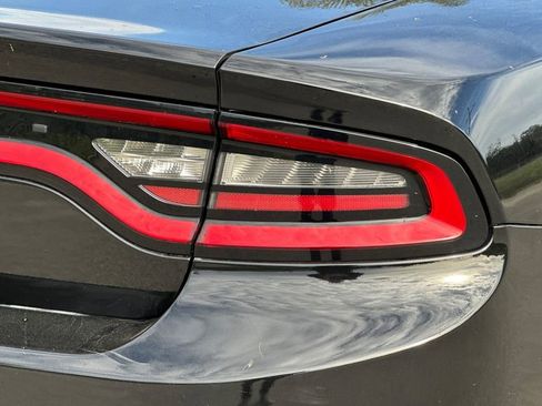 Used 2022 Dodge Charger SXT image 31
