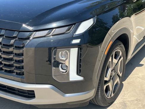 Used 2023 Hyundai Palisade SEL w/ Premium Package AWD/4WD image 4