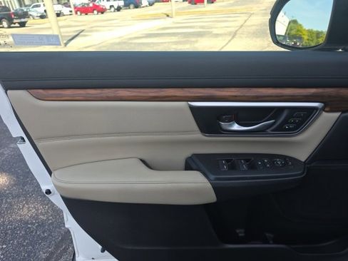 Used 2022 Honda CR-V EX-L image 16