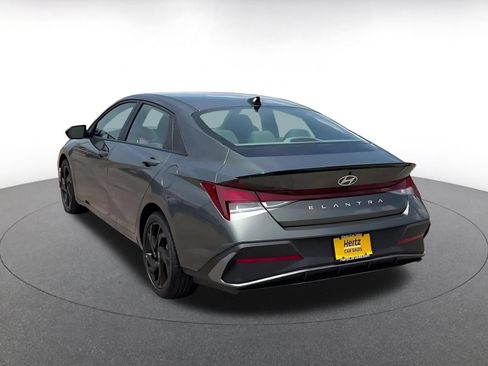 Used 2026 Hyundai Elantra Sport FWD image 9