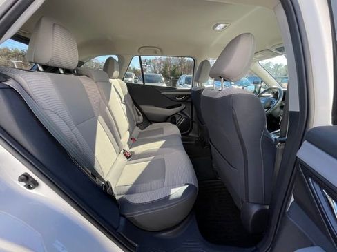 Used 2024 Subaru Outback Premium image 20