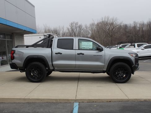 New 2026 Chevrolet Colorado Trail Boss w/ Midnight Edition image 3