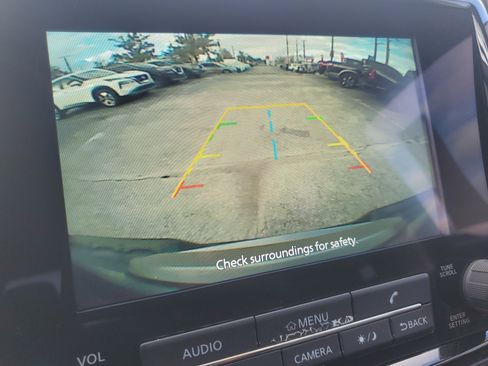 Certified 2024 Nissan Frontier SV w/ Technology Package image 20