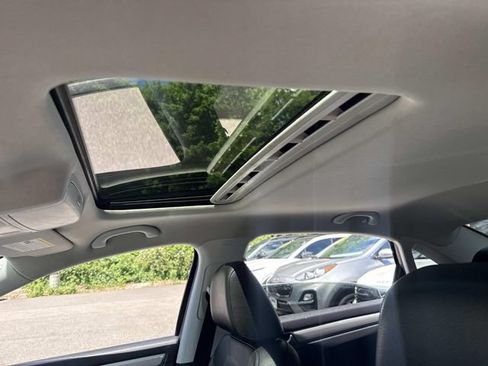 Used 2019 Volkswagen Passat 2.0T Wolfsburg w/ Wheels & Sunroof Package FWD image 24