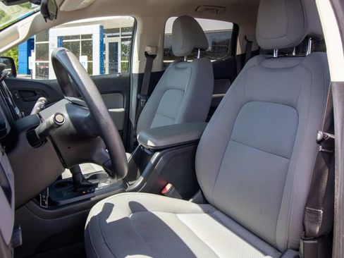 Used 2021 Chevrolet Colorado W/T w/ Custom Special Edition image 7