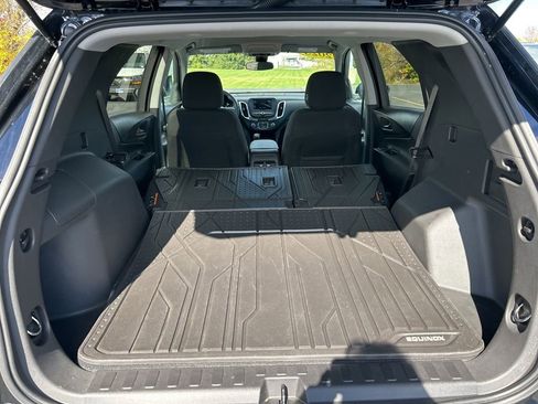 Used 2023 Chevrolet Equinox LT image 32