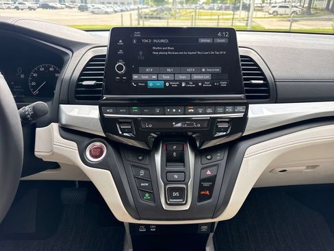 Used 2026 Honda Odyssey EX-L image 18