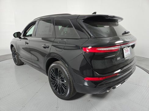 New 2026 Lincoln Corsair Reserve w/ Jet Appearance Package AWD/4WD image 4