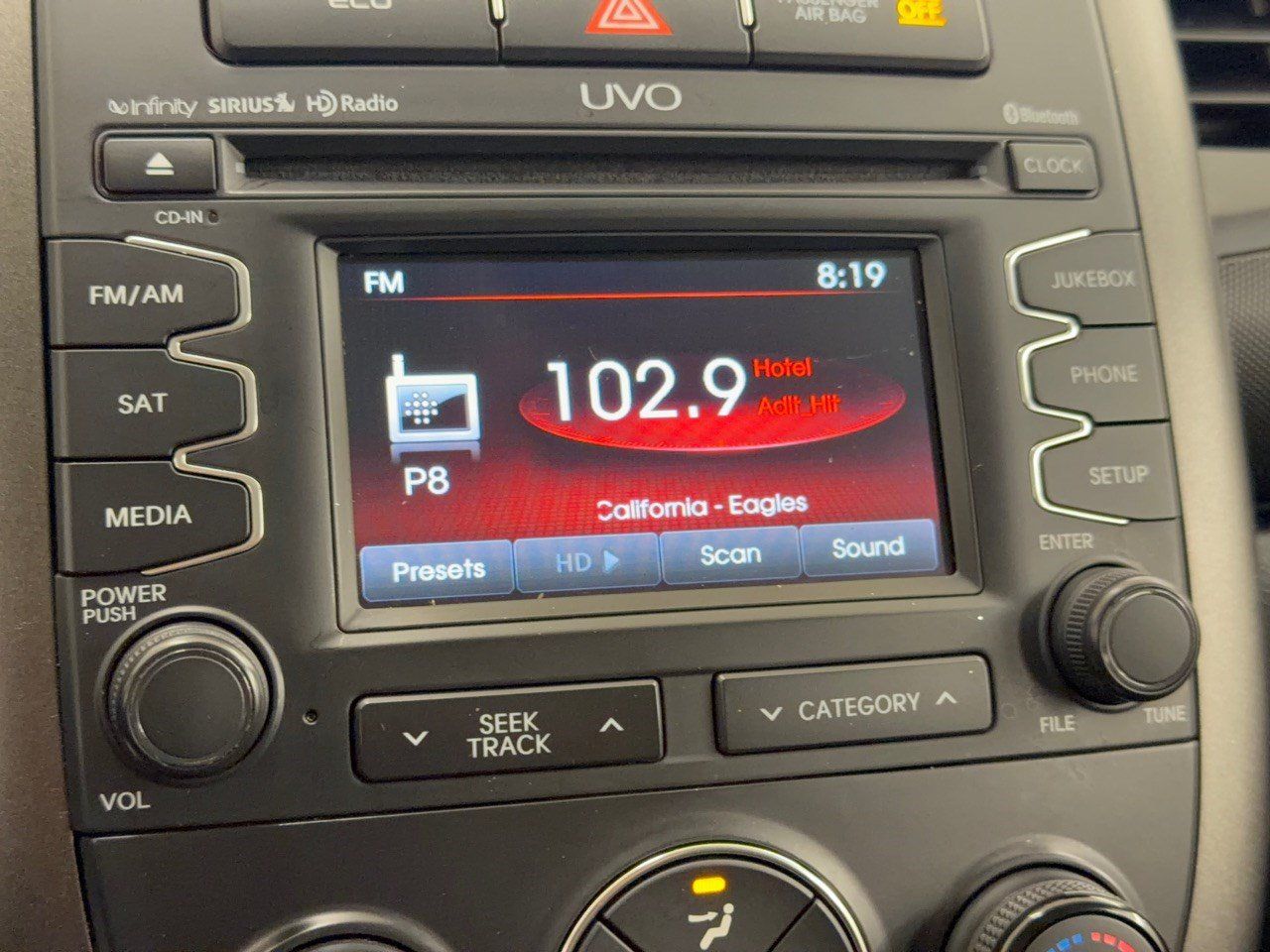 Used 2013 Kia Soul + w/ Audio Pkg FWD image 23