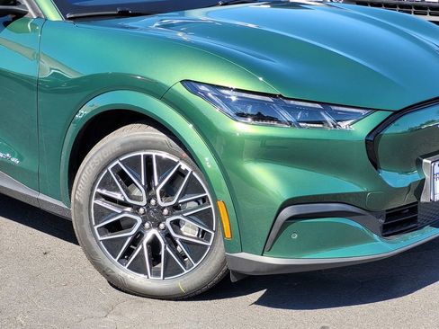 New 2025 Ford Mustang Mach-E Premium image 35