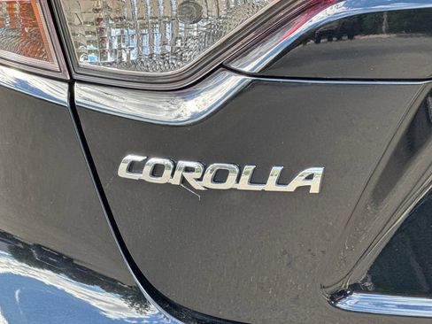 Used 2024 Toyota Corolla LE FWD image 50