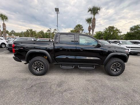 New 2026 Chevrolet Colorado ZR2 w/ Off-Road Front Bumper Package AWD/4WD image 8