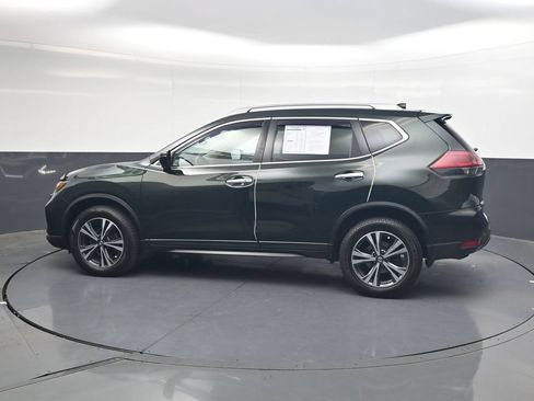 Used 2019 Nissan Rogue SV w/ Premium Package AWD/4WD image 10