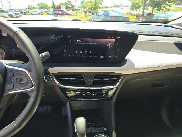 Used 2025 Buick Encore GX Avenir w/ Avenir Technology Package AWD/4WD image 19