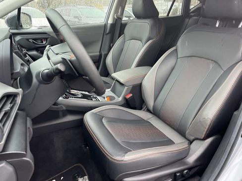 Used 2025 Subaru Crosstrek 2.5i Limited w/ Crosstrek Mirror Package image 28