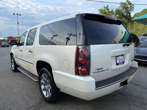 Used 2013 GMC Yukon XL Denali AWD/4WD image 5