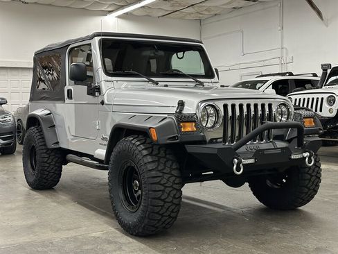 Used 2006 Jeep Wrangler Unlimited AWD/4WD image 1