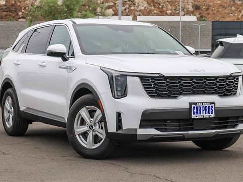 New 2026 Kia Sorento LX image 14
