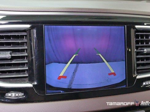 Used 2017 Chrysler Pacifica Touring-L Plus image 9