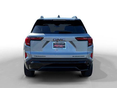 New 2026 GMC Terrain Elevation w/ Black Edition FWD image 4