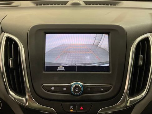 Used 2024 Chevrolet Equinox LS w/ LS Convenience Package FWD image 19