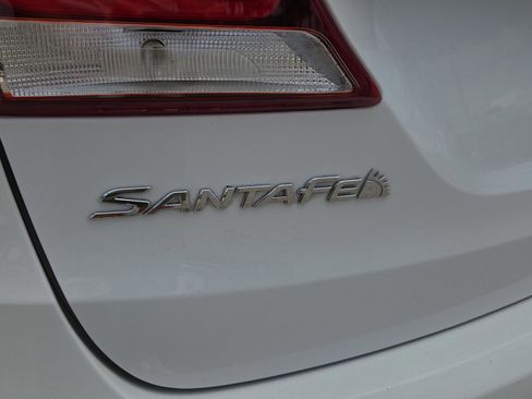 Used 2017 Hyundai Santa Fe FWD w/ SE Ultimate Tech Package 03 image 31