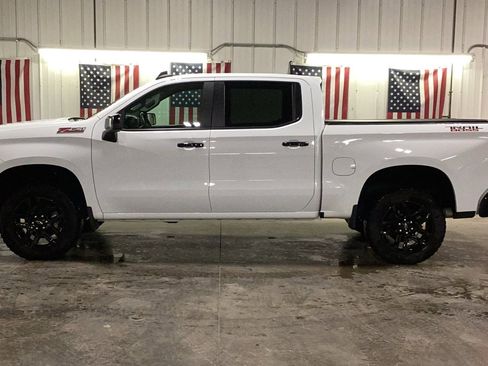 Used 2022 Chevrolet Silverado 1500 LT Trail Boss w/ Safety Package image 3